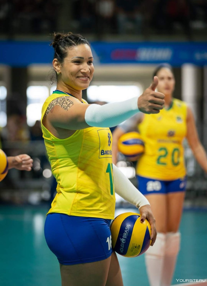 Kale Alves Volleyball player