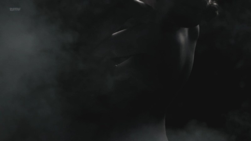 Neangles glory to plastic