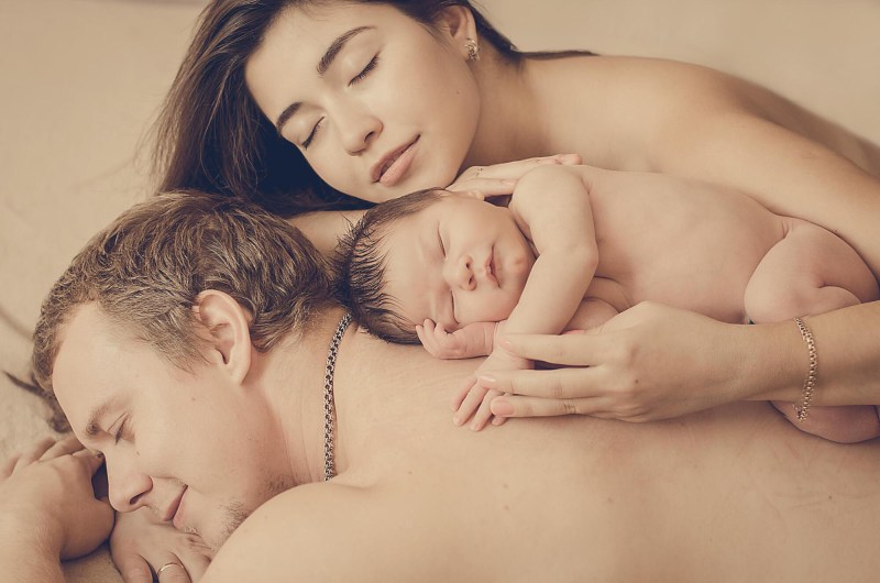 Girls in linen without head