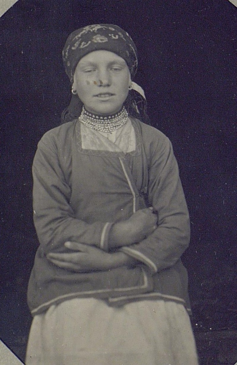 Komi National Costume Coloring