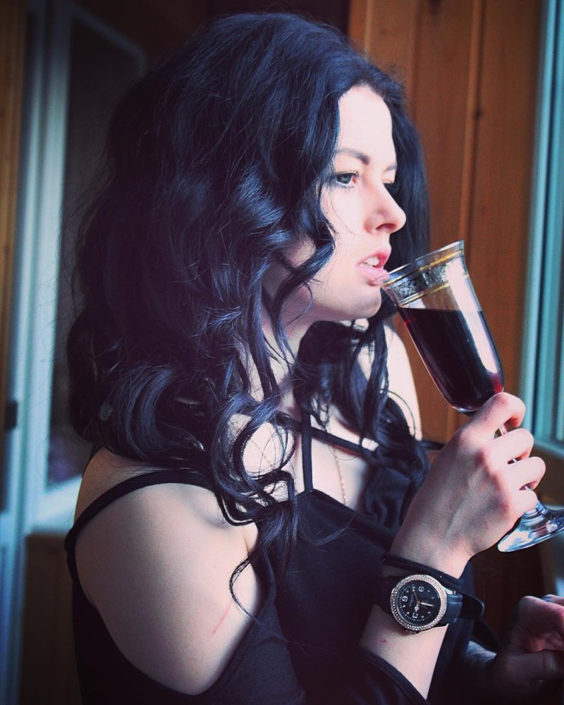 Sisters Troinashki Mironenko