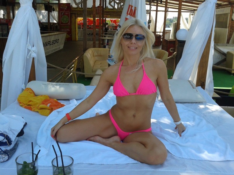 Elizaveta Tuktamysheva in underwear