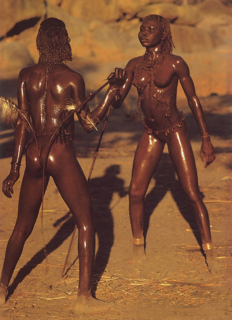 Naked women in Horror