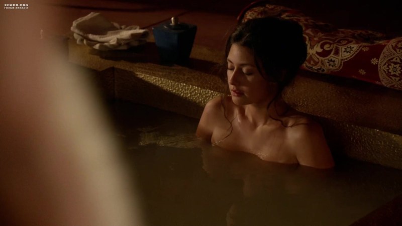 Kylie Banbury Goli sectus