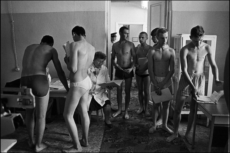 Fucked a neighbor in a room in the bathroom