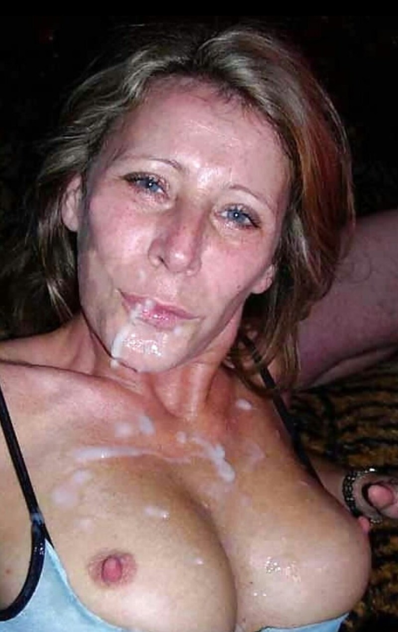 Cum in mature on the face of a private