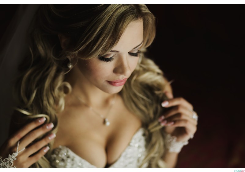 Caroline Fleming's legs