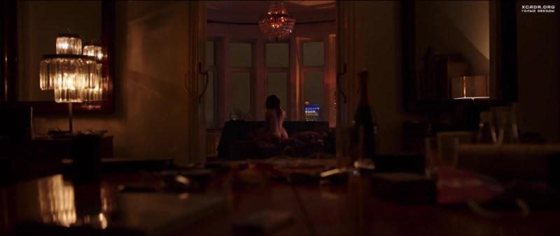 Julia Khlynina Coll Center Naked