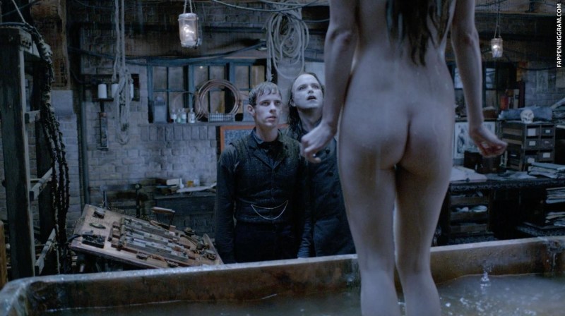 Naked Staisi Silverstone