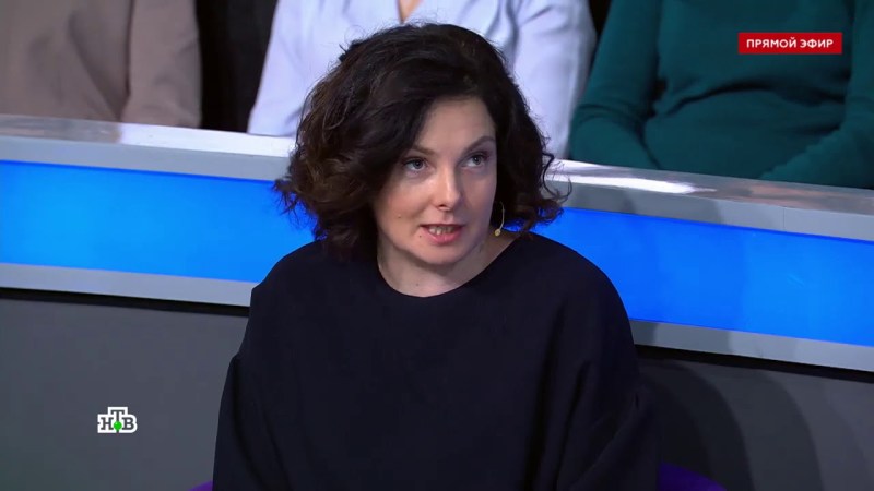 Girl and summer in Soviet painting