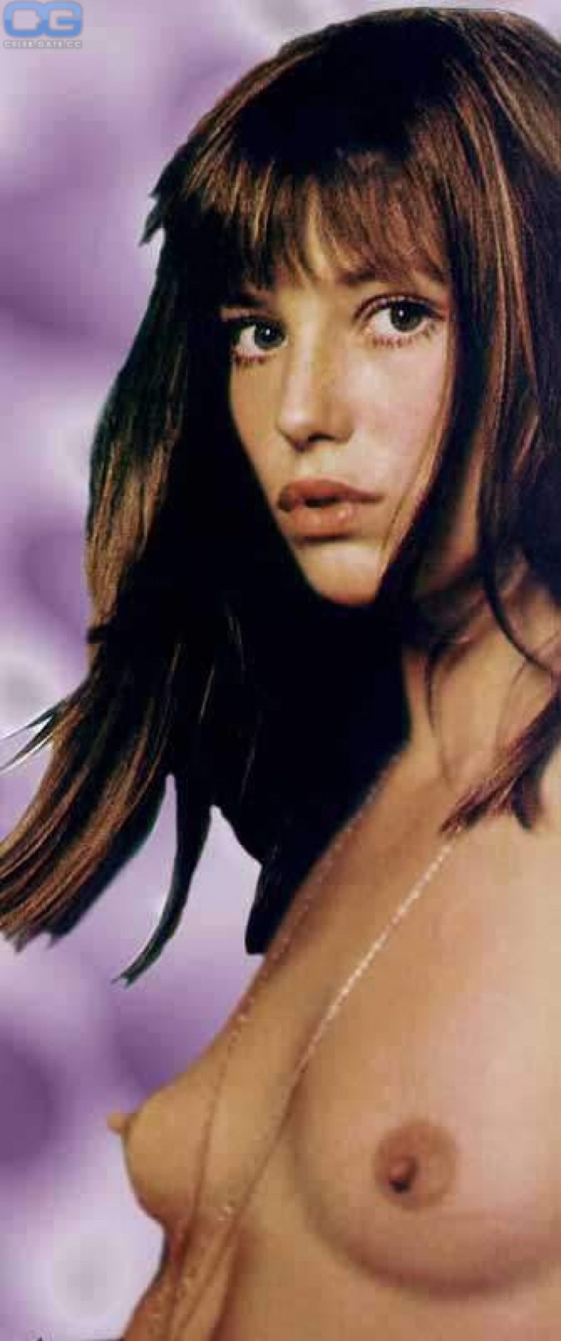 Jane Birkin is naked18+