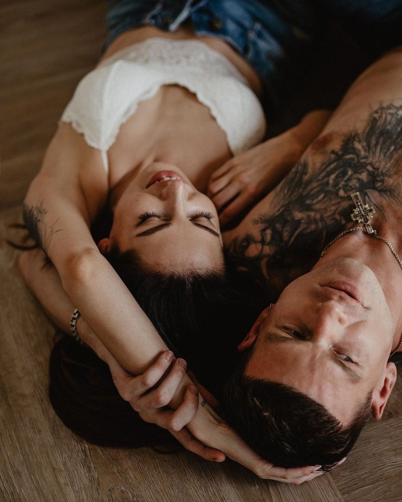 Natasha Krasnova breasts