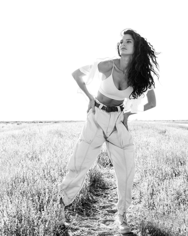 Elina Kamiren in a swimsuit