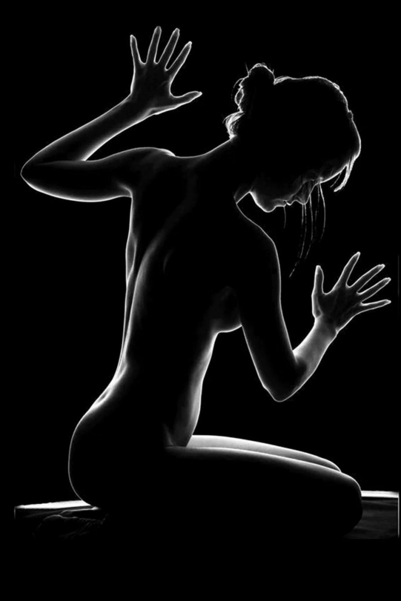 Model Dautzen Croeses Naked