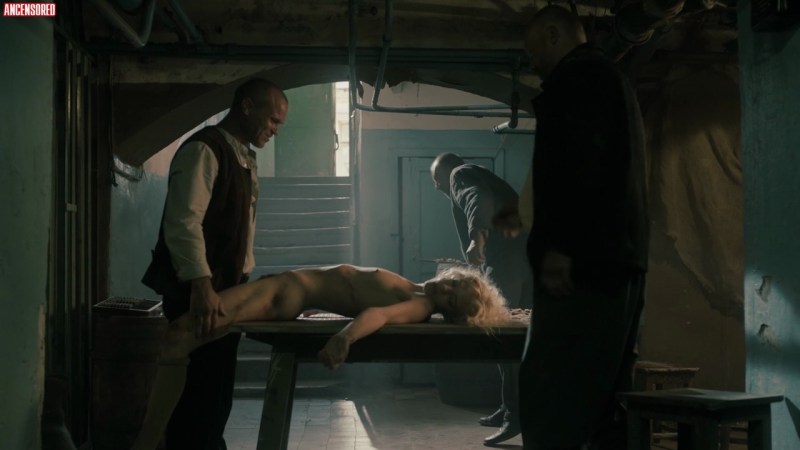 Alena Mikhailova Tits