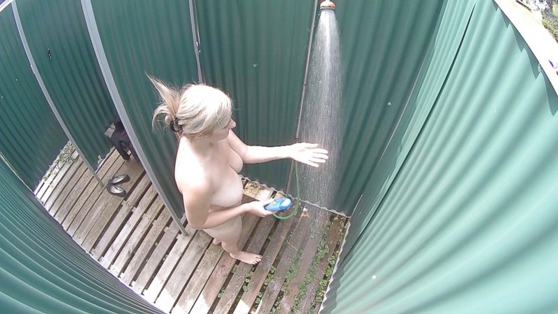 Peeping in the fitting room