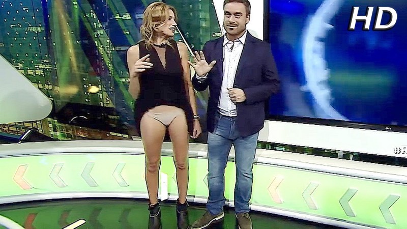 The host undressed on the air