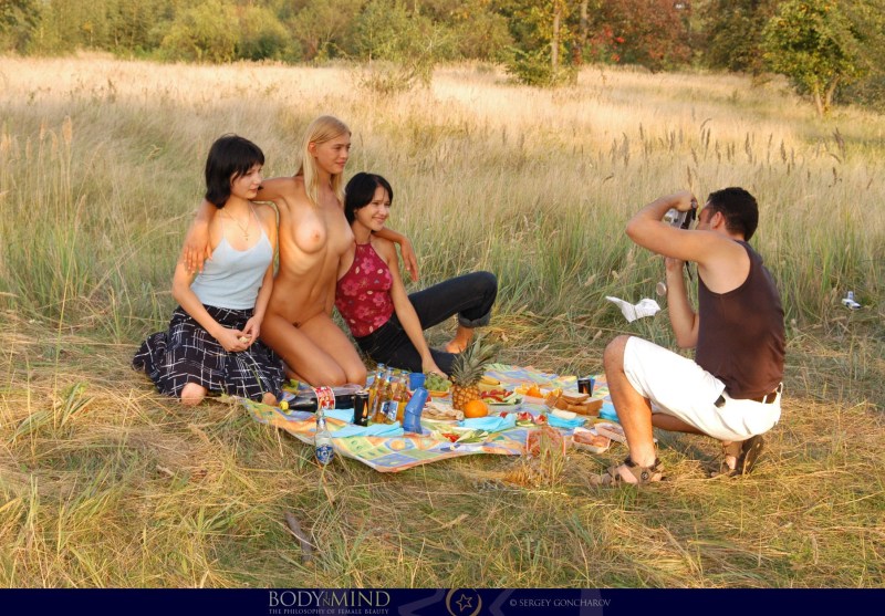 Erotic photo shoot picnic