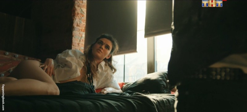 Actress Olga Kurilenko Naked