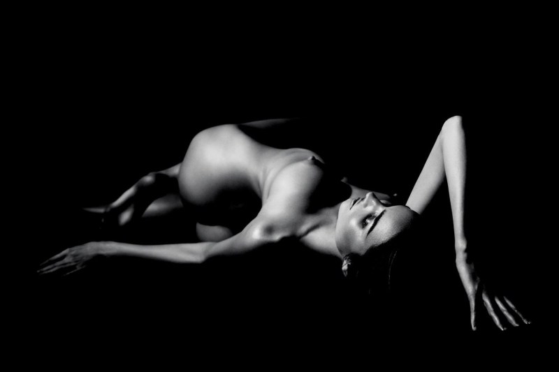 Black white art nude