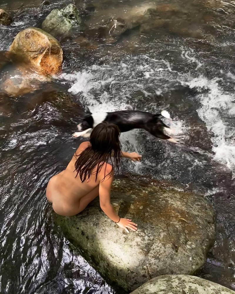 Naked girls in the jacuzzi