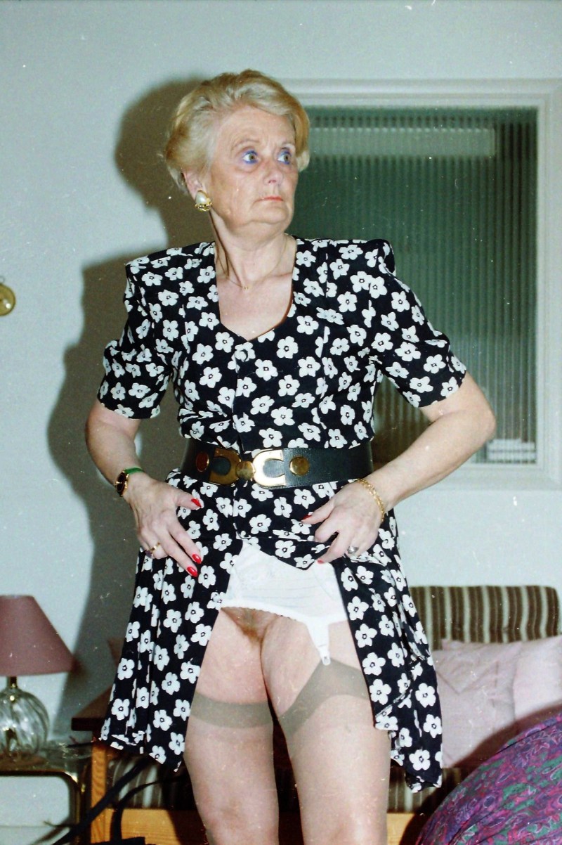 Retro, Vintage - Big Titted Pussy Spreaders