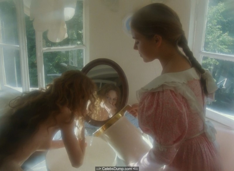 Young lady-peasant film 1995 Elena Korikova