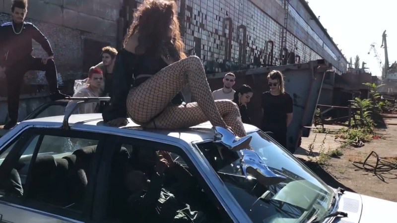 Fitness model Fernanda Davila