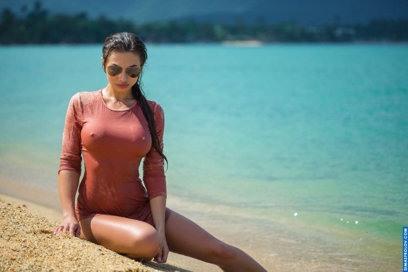 Julia Nova porn actress