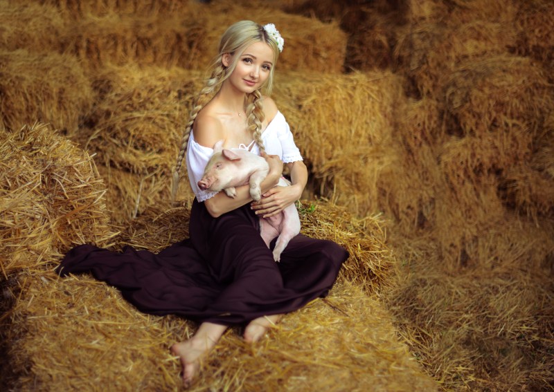 Naturist families in everyday life