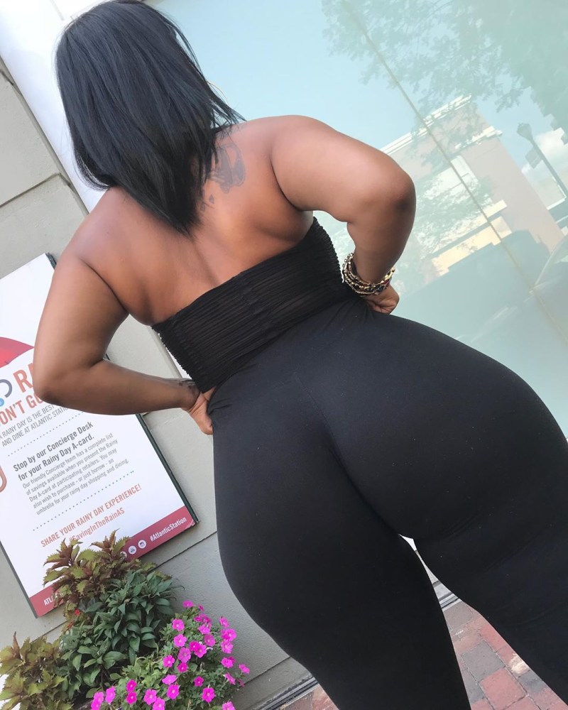 Black woman with a big booty in leggings