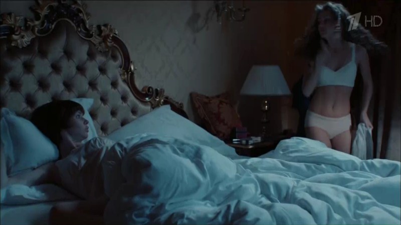 Girl in leggings bent down