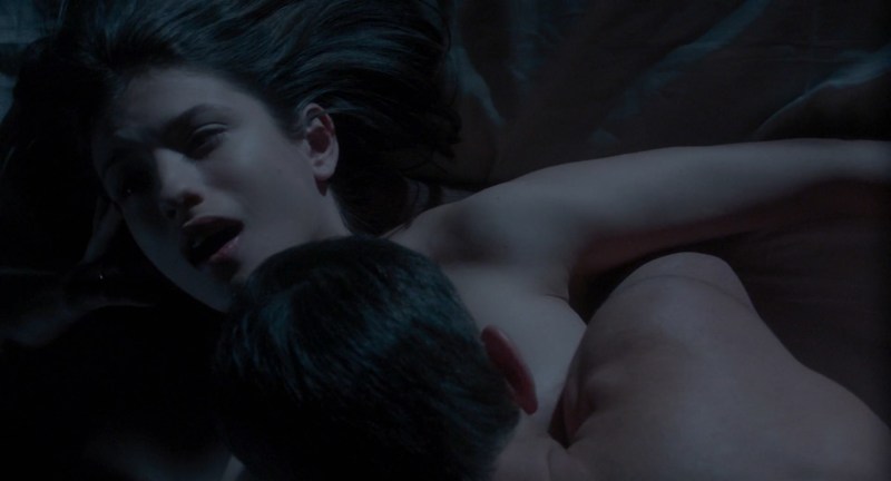 Elizabeth Berridge Toples