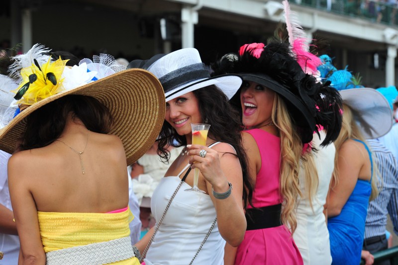 Cotton races in kentukki dress code