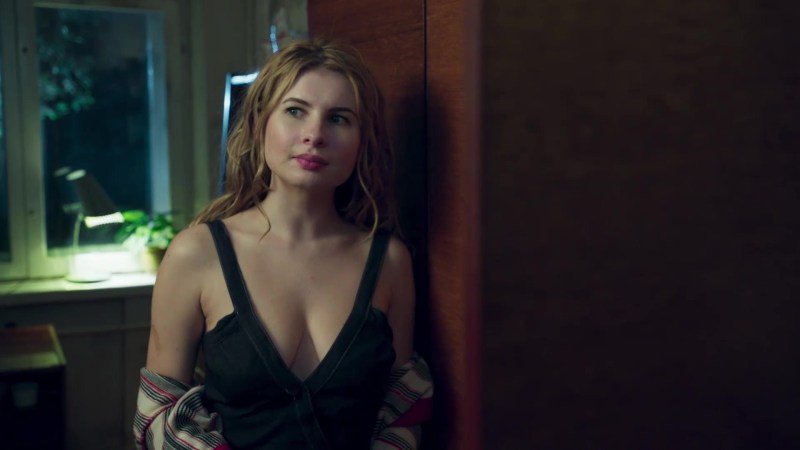 Anna Tsukanova-Kott legs