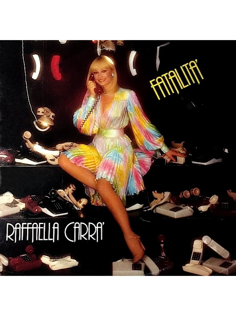 Raphaella Carra is now on the beach