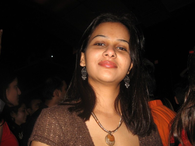 The little girl is dancing in India