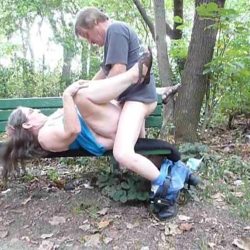 Exhibitionism of the girl