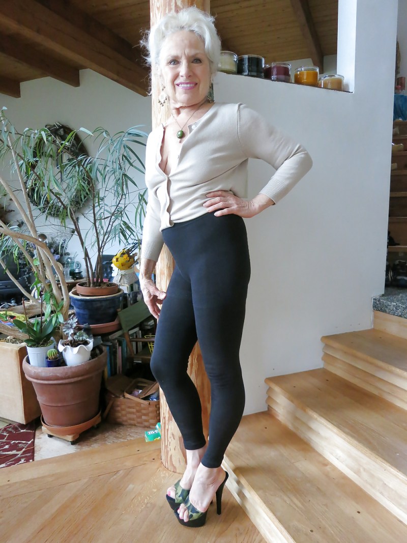 Scandinavian Feet Ina