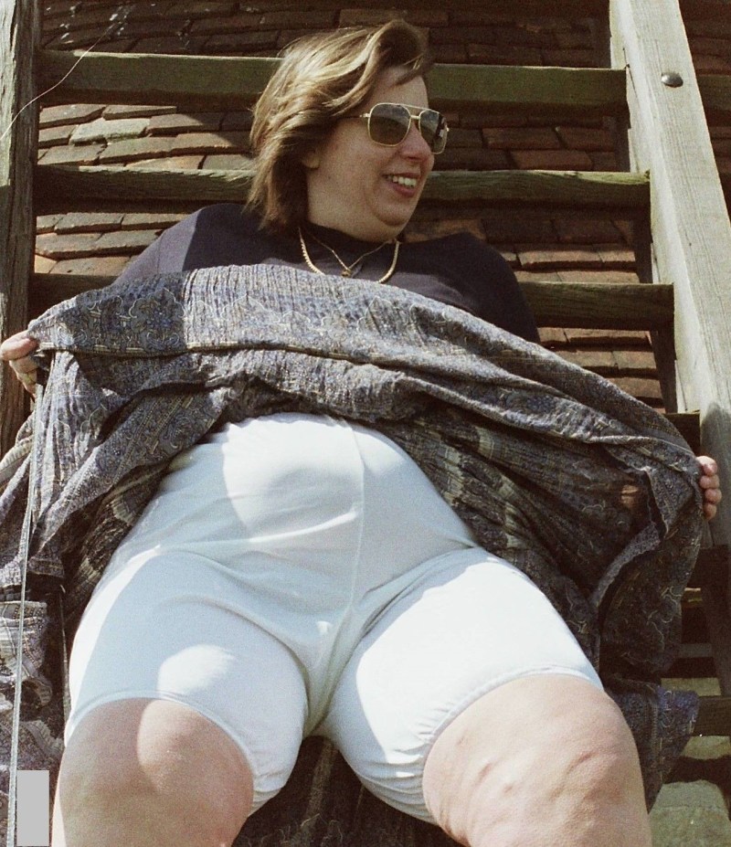 Samantha 38G lush tits