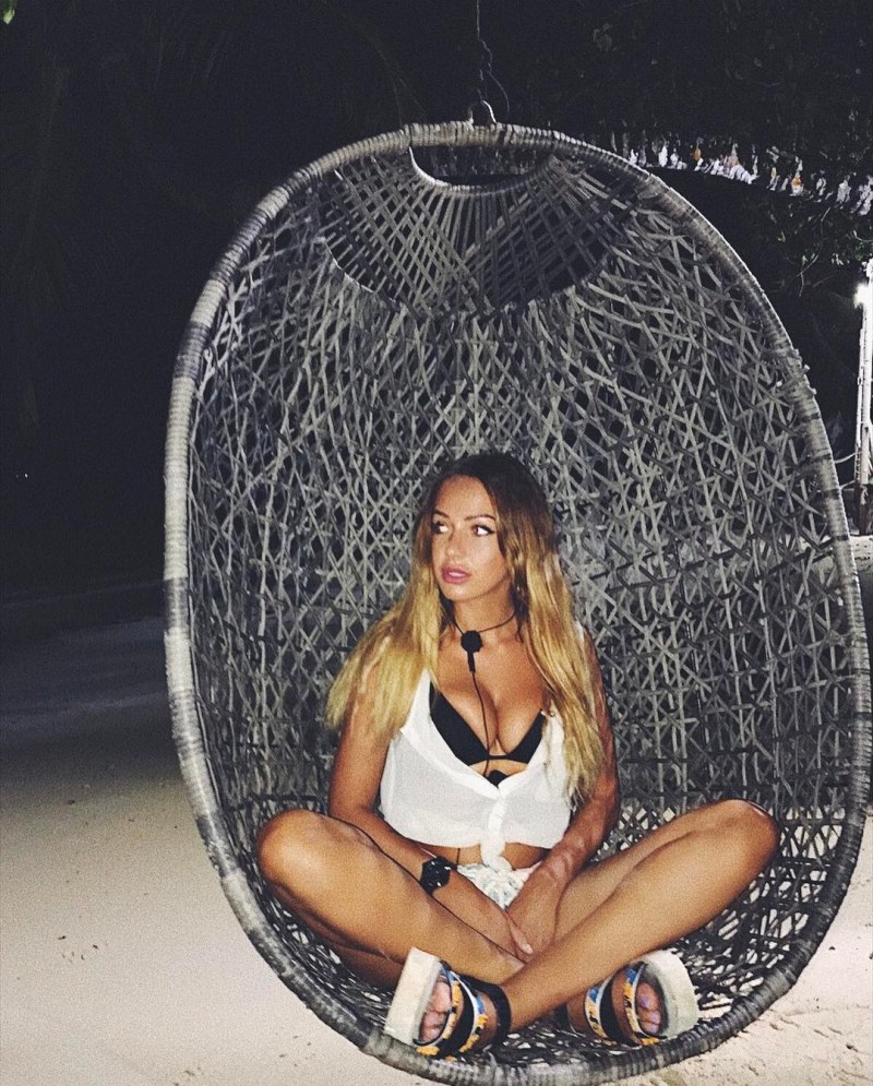 Lisa Triandafilidi is naked