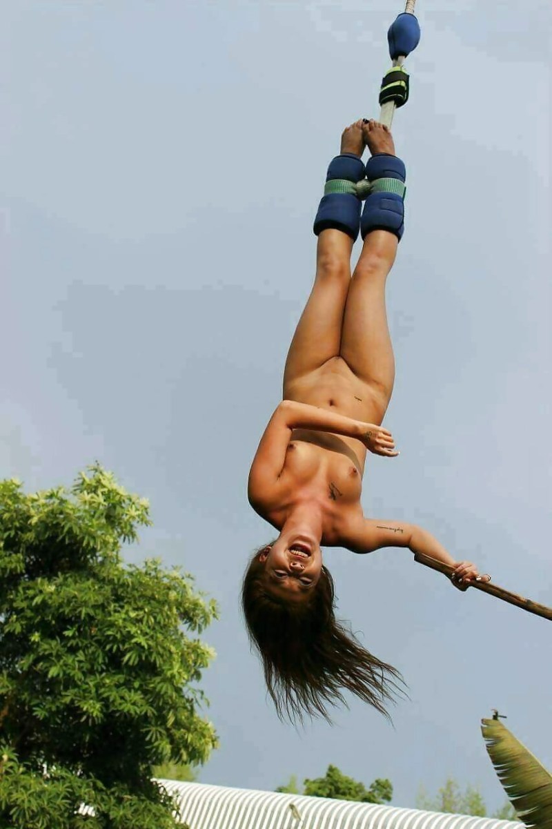 Naked women on Tarzanka