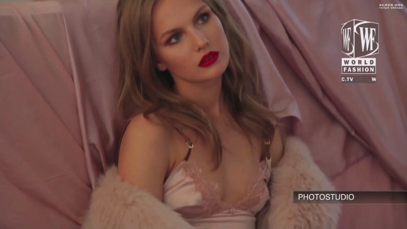 Olga Kuzmina Naked Hotel Eleon