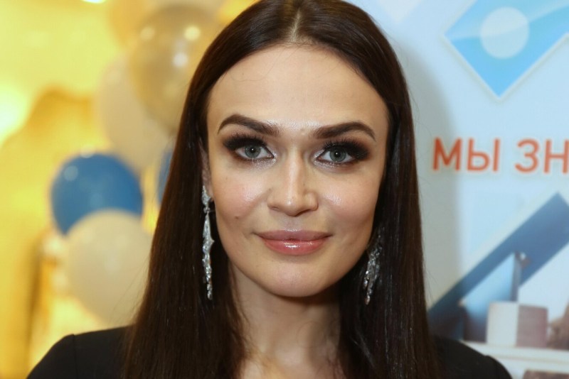 Stepan Menshchikov and Alena Vodonaeva house 2