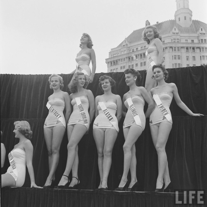 Miss Universe 1952 Selection