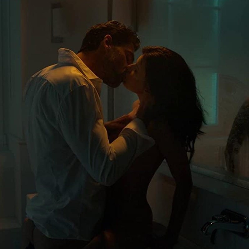 Bravl 18+Leon Leon and Sandy