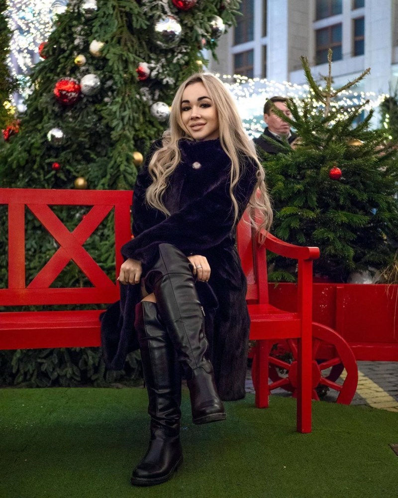 Blogger Anna Kostenko