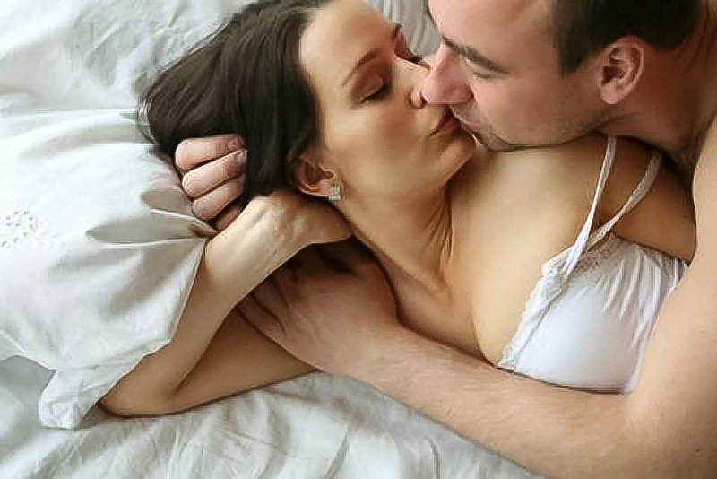 Kisses before bedtime