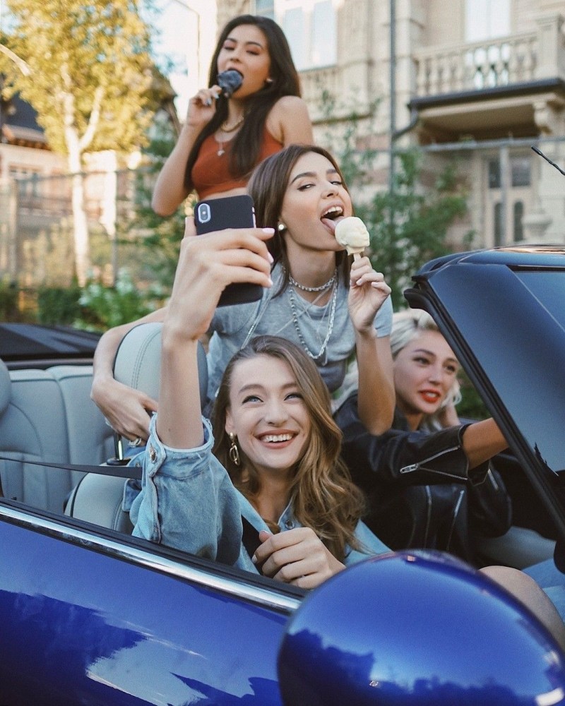 Elena Temnikova and Diana Korkunova