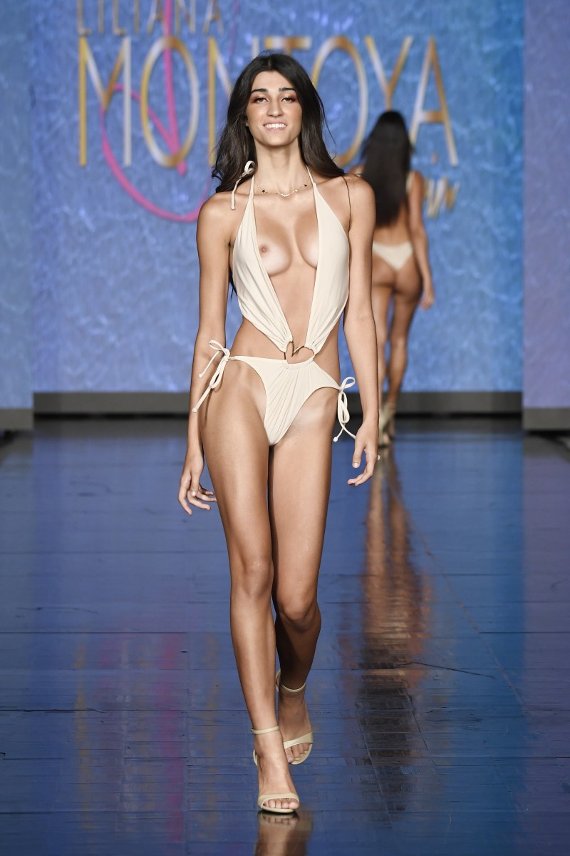 WHERE BAD GIRLS Go Game